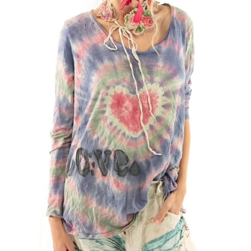 New Magnolia Pearl Love Applique Dylan T Tie Dye Heart Tee Enamour appliqué top - Picture 7 of 16